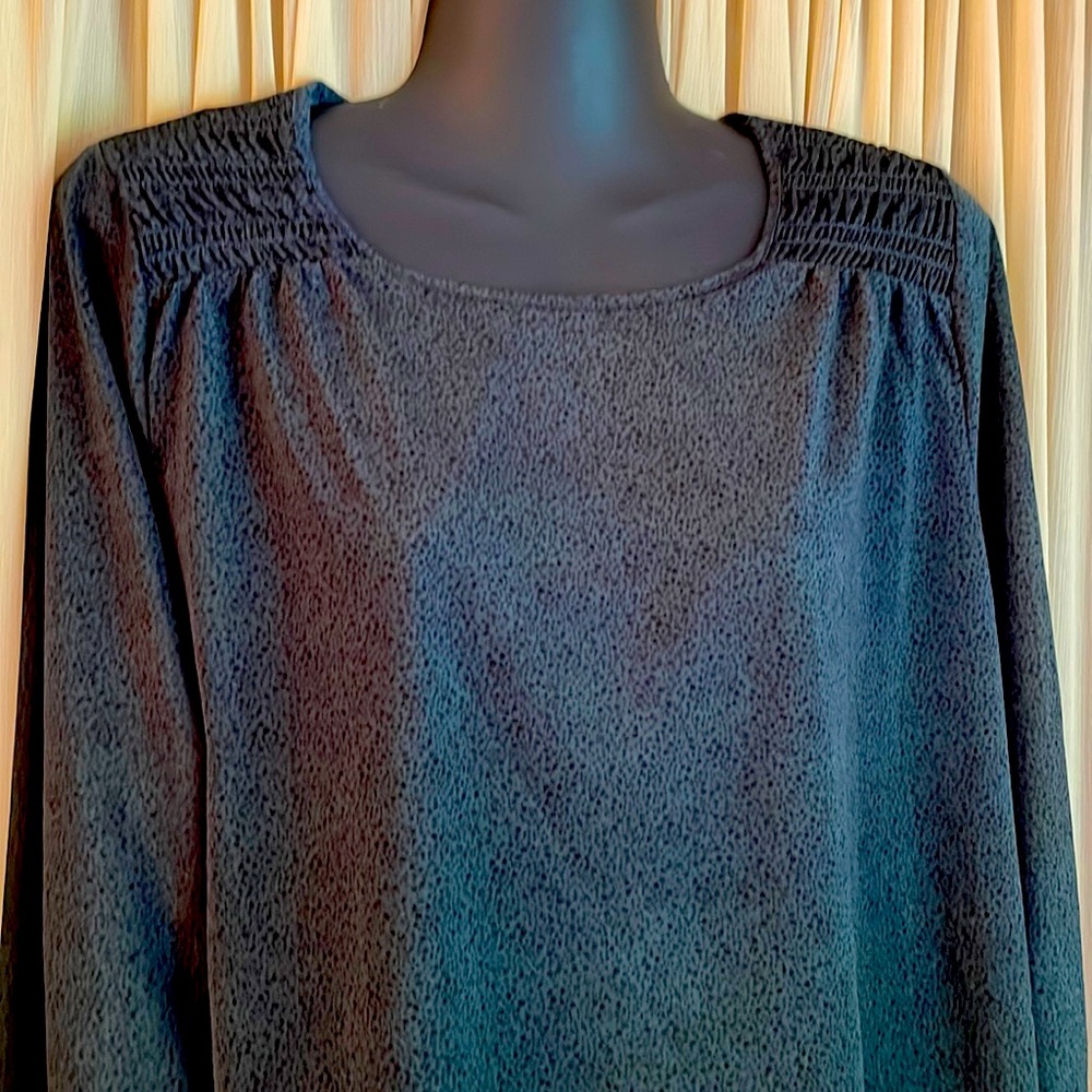 Medium Apt. 9 Blouse Green